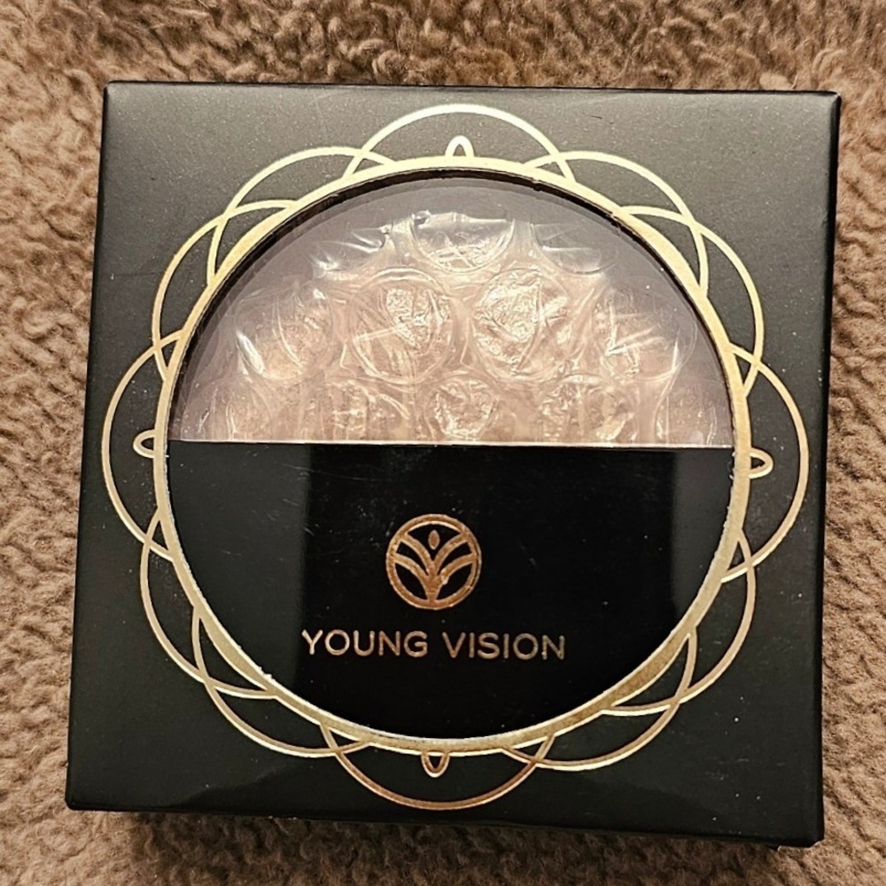 Young Vision Foundation Marbled Setting Powder Highlighter Shade 03 - 12g New